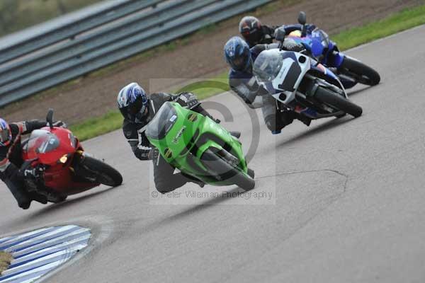 Motorcycle action photographs;Rockingham;Rockingham photographs;Trackday digital images;event digital images;eventdigitalimages;no limits trackday;peter wileman photography;rockingham corby northamptonshire;trackday;trackday photos