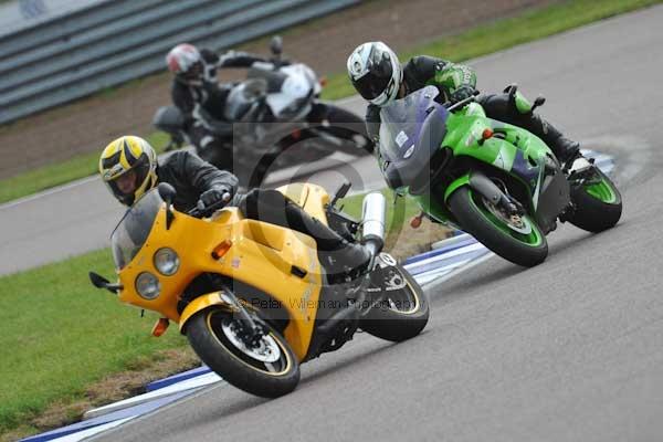 Motorcycle action photographs;Rockingham;Rockingham photographs;Trackday digital images;event digital images;eventdigitalimages;no limits trackday;peter wileman photography;rockingham corby northamptonshire;trackday;trackday photos