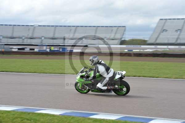 Motorcycle action photographs;Rockingham;Rockingham photographs;Trackday digital images;event digital images;eventdigitalimages;no limits trackday;peter wileman photography;rockingham corby northamptonshire;trackday;trackday photos