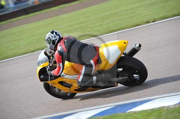 Motorcycle action photographs;Rockingham;Rockingham photographs;Trackday digital images;event digital images;eventdigitalimages;no limits trackday;peter wileman photography;rockingham corby northamptonshire;trackday;trackday photos