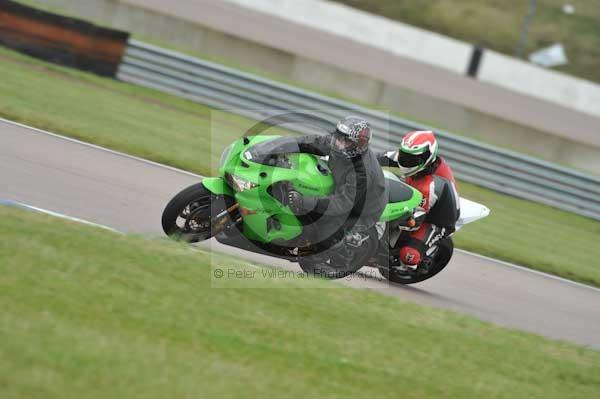 Motorcycle action photographs;Rockingham;Rockingham photographs;Trackday digital images;event digital images;eventdigitalimages;no limits trackday;peter wileman photography;rockingham corby northamptonshire;trackday;trackday photos