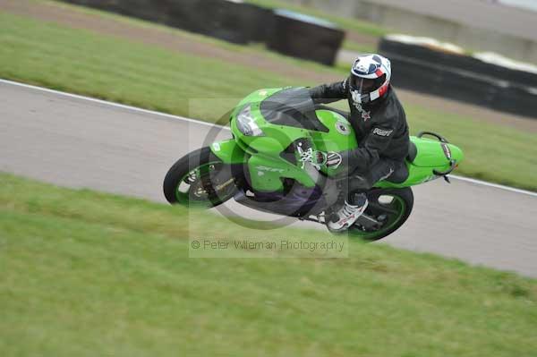 Motorcycle action photographs;Rockingham;Rockingham photographs;Trackday digital images;event digital images;eventdigitalimages;no limits trackday;peter wileman photography;rockingham corby northamptonshire;trackday;trackday photos