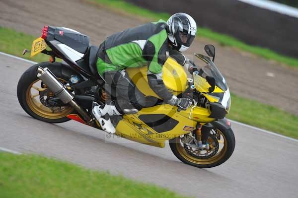 Motorcycle action photographs;Rockingham;Rockingham photographs;Trackday digital images;event digital images;eventdigitalimages;no limits trackday;peter wileman photography;rockingham corby northamptonshire;trackday;trackday photos