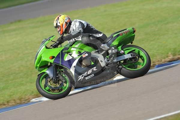 Motorcycle action photographs;Rockingham;Rockingham photographs;Trackday digital images;event digital images;eventdigitalimages;no limits trackday;peter wileman photography;rockingham corby northamptonshire;trackday;trackday photos