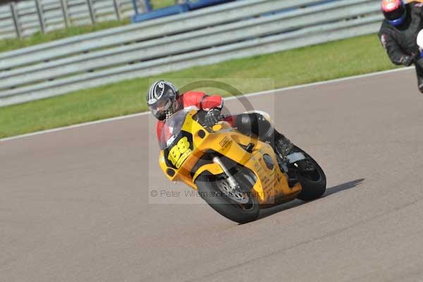 Motorcycle action photographs;Rockingham;Rockingham photographs;Trackday digital images;event digital images;eventdigitalimages;no limits trackday;peter wileman photography;rockingham corby northamptonshire;trackday;trackday photos