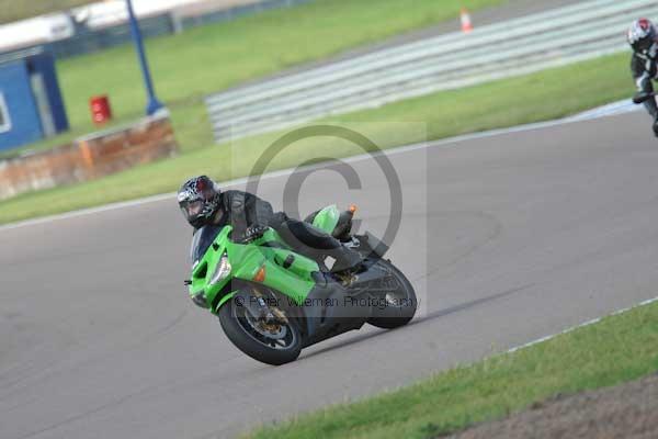 Motorcycle action photographs;Rockingham;Rockingham photographs;Trackday digital images;event digital images;eventdigitalimages;no limits trackday;peter wileman photography;rockingham corby northamptonshire;trackday;trackday photos