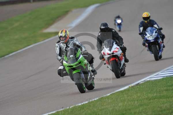 Motorcycle action photographs;Rockingham;Rockingham photographs;Trackday digital images;event digital images;eventdigitalimages;no limits trackday;peter wileman photography;rockingham corby northamptonshire;trackday;trackday photos