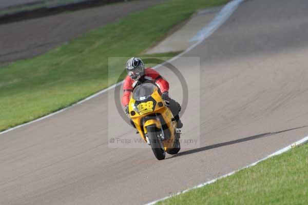 Motorcycle action photographs;Rockingham;Rockingham photographs;Trackday digital images;event digital images;eventdigitalimages;no limits trackday;peter wileman photography;rockingham corby northamptonshire;trackday;trackday photos