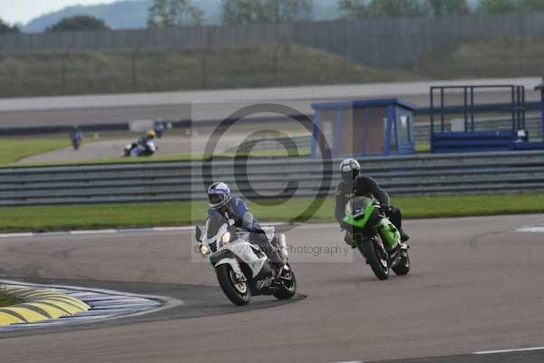 Motorcycle action photographs;Rockingham;Rockingham photographs;Trackday digital images;event digital images;eventdigitalimages;no limits trackday;peter wileman photography;rockingham corby northamptonshire;trackday;trackday photos