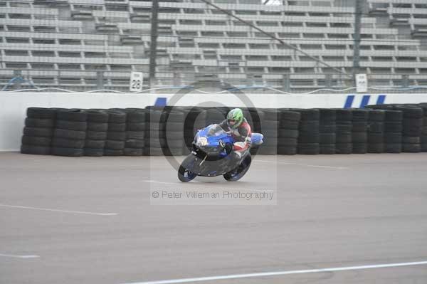 Motorcycle action photographs;Rockingham;Rockingham photographs;Trackday digital images;event digital images;eventdigitalimages;no limits trackday;peter wileman photography;rockingham corby northamptonshire;trackday;trackday photos