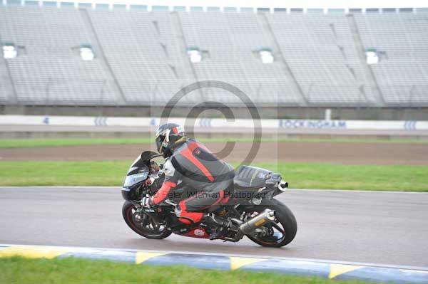 Motorcycle action photographs;Rockingham;Rockingham photographs;Trackday digital images;event digital images;eventdigitalimages;no limits trackday;peter wileman photography;rockingham corby northamptonshire;trackday;trackday photos