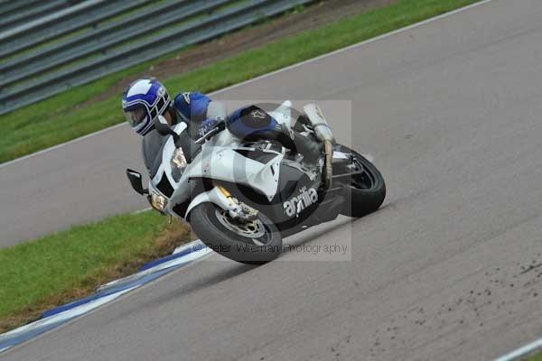 Motorcycle action photographs;Rockingham;Rockingham photographs;Trackday digital images;event digital images;eventdigitalimages;no limits trackday;peter wileman photography;rockingham corby northamptonshire;trackday;trackday photos