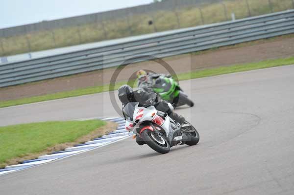 Motorcycle action photographs;Rockingham;Rockingham photographs;Trackday digital images;event digital images;eventdigitalimages;no limits trackday;peter wileman photography;rockingham corby northamptonshire;trackday;trackday photos