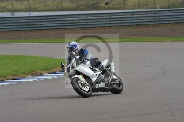 Motorcycle action photographs;Rockingham;Rockingham photographs;Trackday digital images;event digital images;eventdigitalimages;no limits trackday;peter wileman photography;rockingham corby northamptonshire;trackday;trackday photos