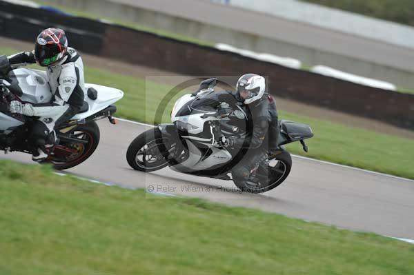 Motorcycle action photographs;Rockingham;Rockingham photographs;Trackday digital images;event digital images;eventdigitalimages;no limits trackday;peter wileman photography;rockingham corby northamptonshire;trackday;trackday photos