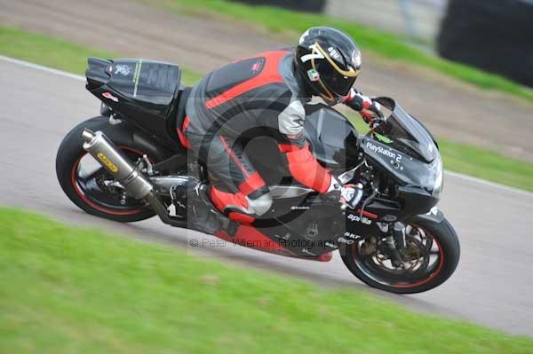 Motorcycle action photographs;Rockingham;Rockingham photographs;Trackday digital images;event digital images;eventdigitalimages;no limits trackday;peter wileman photography;rockingham corby northamptonshire;trackday;trackday photos