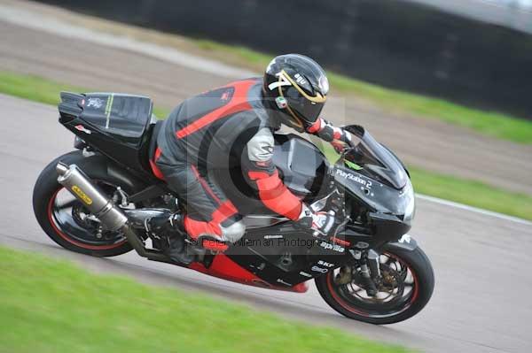 Motorcycle action photographs;Rockingham;Rockingham photographs;Trackday digital images;event digital images;eventdigitalimages;no limits trackday;peter wileman photography;rockingham corby northamptonshire;trackday;trackday photos