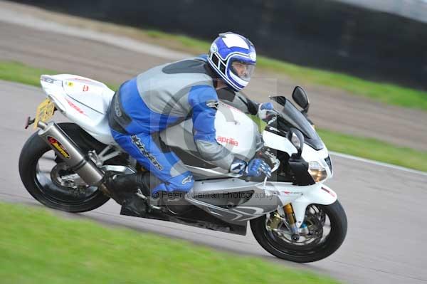 Motorcycle action photographs;Rockingham;Rockingham photographs;Trackday digital images;event digital images;eventdigitalimages;no limits trackday;peter wileman photography;rockingham corby northamptonshire;trackday;trackday photos