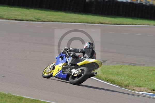 Motorcycle action photographs;Rockingham;Rockingham photographs;Trackday digital images;event digital images;eventdigitalimages;no limits trackday;peter wileman photography;rockingham corby northamptonshire;trackday;trackday photos