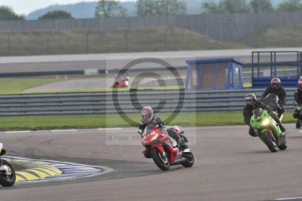 Motorcycle action photographs;Rockingham;Rockingham photographs;Trackday digital images;event digital images;eventdigitalimages;no limits trackday;peter wileman photography;rockingham corby northamptonshire;trackday;trackday photos