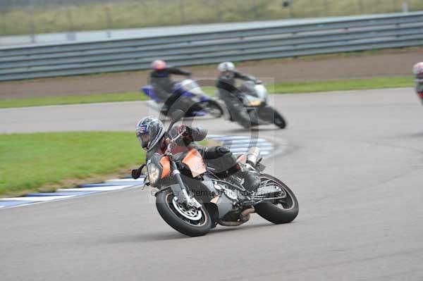 Motorcycle action photographs;Rockingham;Rockingham photographs;Trackday digital images;event digital images;eventdigitalimages;no limits trackday;peter wileman photography;rockingham corby northamptonshire;trackday;trackday photos