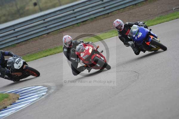 Motorcycle action photographs;Rockingham;Rockingham photographs;Trackday digital images;event digital images;eventdigitalimages;no limits trackday;peter wileman photography;rockingham corby northamptonshire;trackday;trackday photos