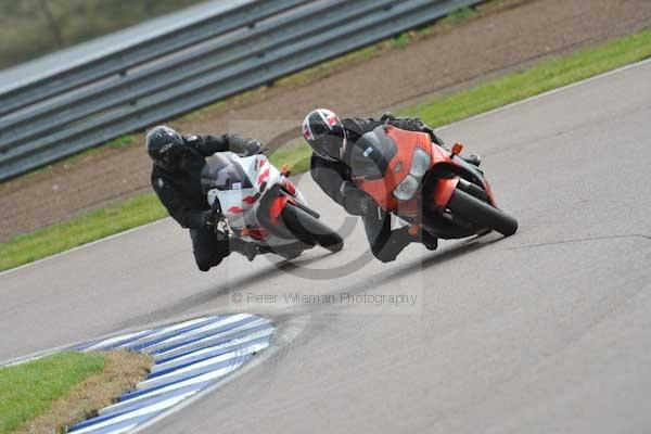 Motorcycle action photographs;Rockingham;Rockingham photographs;Trackday digital images;event digital images;eventdigitalimages;no limits trackday;peter wileman photography;rockingham corby northamptonshire;trackday;trackday photos