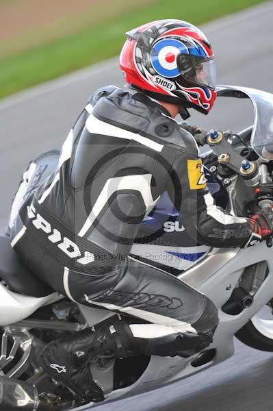 Motorcycle action photographs;Trackday digital images;event digital images;eventdigitalimages;no limits trackday;peter wileman photography;snetterton;snetterton circuit norfolk;snetterton photographs;trackday;trackday photos