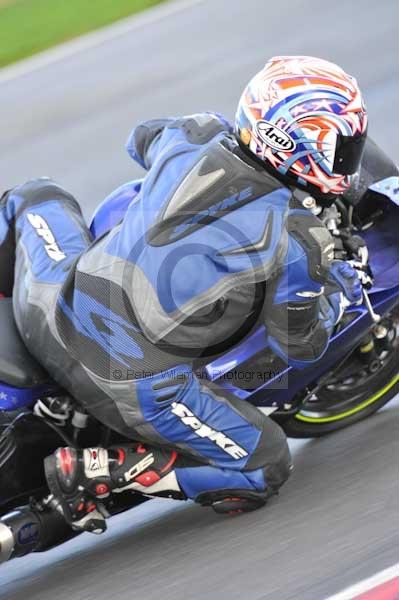 Motorcycle action photographs;Trackday digital images;event digital images;eventdigitalimages;no limits trackday;peter wileman photography;snetterton;snetterton circuit norfolk;snetterton photographs;trackday;trackday photos