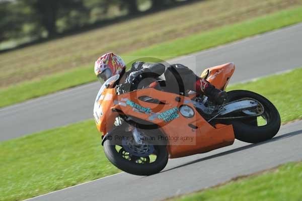 Motorcycle action photographs;Trackday digital images;event digital images;eventdigitalimages;no limits trackday;peter wileman photography;snetterton;snetterton circuit norfolk;snetterton photographs;trackday;trackday photos