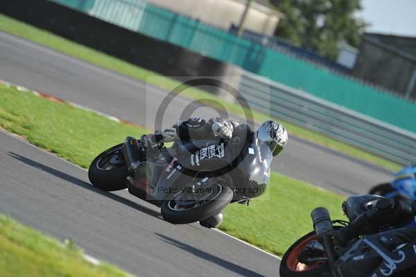 Motorcycle action photographs;Trackday digital images;event digital images;eventdigitalimages;no limits trackday;peter wileman photography;snetterton;snetterton circuit norfolk;snetterton photographs;trackday;trackday photos