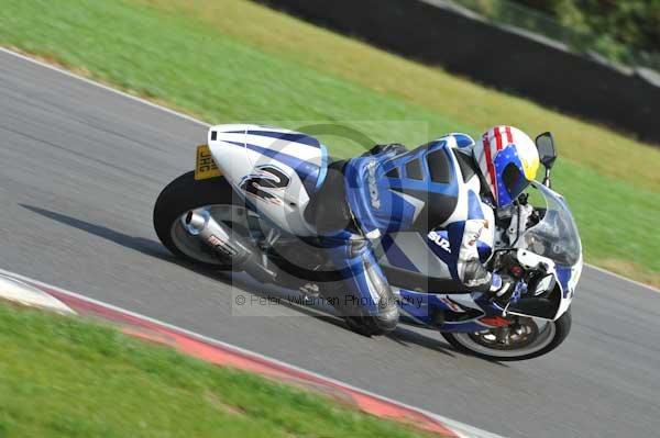 Motorcycle action photographs;Trackday digital images;event digital images;eventdigitalimages;no limits trackday;peter wileman photography;snetterton;snetterton circuit norfolk;snetterton photographs;trackday;trackday photos