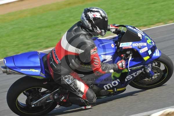 Motorcycle action photographs;Trackday digital images;event digital images;eventdigitalimages;no limits trackday;peter wileman photography;snetterton;snetterton circuit norfolk;snetterton photographs;trackday;trackday photos