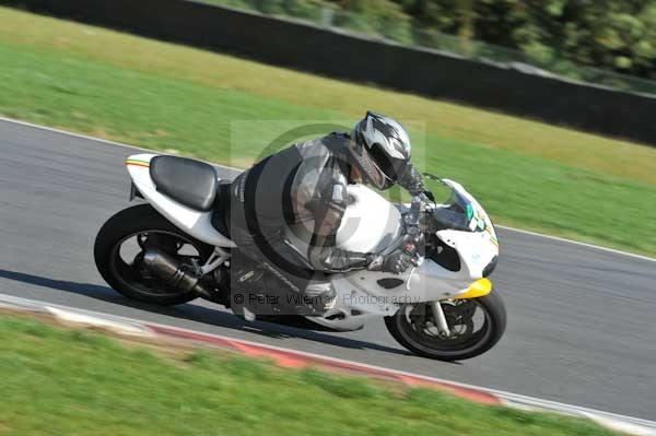 Motorcycle action photographs;Trackday digital images;event digital images;eventdigitalimages;no limits trackday;peter wileman photography;snetterton;snetterton circuit norfolk;snetterton photographs;trackday;trackday photos