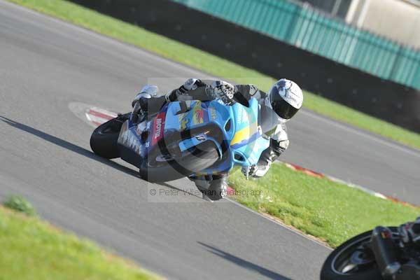 Motorcycle action photographs;Trackday digital images;event digital images;eventdigitalimages;no limits trackday;peter wileman photography;snetterton;snetterton circuit norfolk;snetterton photographs;trackday;trackday photos