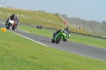 Motorcycle-action-photographs;Trackday-digital-images;event-digital-images;eventdigitalimages;no-limits-trackday;peter-wileman-photography;snetterton;snetterton-circuit-norfolk;snetterton-photographs;trackday;trackday-photos