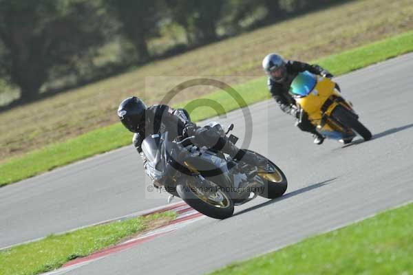 Motorcycle action photographs;Trackday digital images;event digital images;eventdigitalimages;no limits trackday;peter wileman photography;snetterton;snetterton circuit norfolk;snetterton photographs;trackday;trackday photos