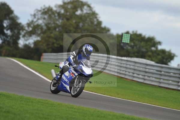 Motorcycle action photographs;Trackday digital images;event digital images;eventdigitalimages;no limits trackday;peter wileman photography;snetterton;snetterton circuit norfolk;snetterton photographs;trackday;trackday photos