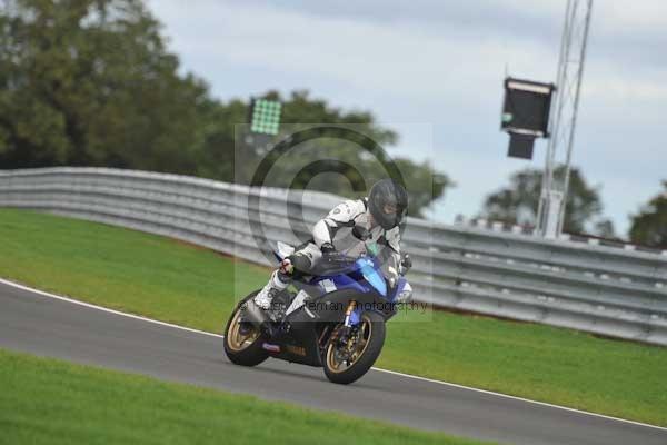 Motorcycle action photographs;Trackday digital images;event digital images;eventdigitalimages;no limits trackday;peter wileman photography;snetterton;snetterton circuit norfolk;snetterton photographs;trackday;trackday photos