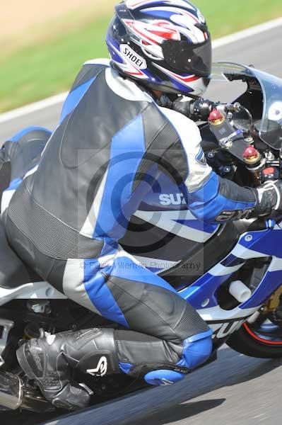 Motorcycle action photographs;Trackday digital images;event digital images;eventdigitalimages;no limits trackday;peter wileman photography;snetterton;snetterton circuit norfolk;snetterton photographs;trackday;trackday photos