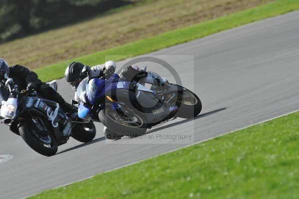 Motorcycle action photographs;Trackday digital images;event digital images;eventdigitalimages;no limits trackday;peter wileman photography;snetterton;snetterton circuit norfolk;snetterton photographs;trackday;trackday photos