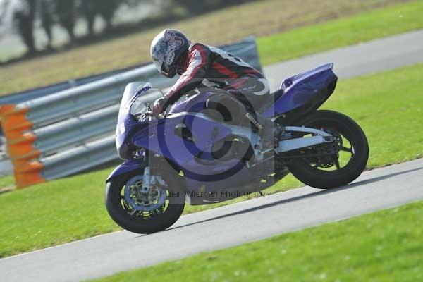 Motorcycle action photographs;Trackday digital images;event digital images;eventdigitalimages;no limits trackday;peter wileman photography;snetterton;snetterton circuit norfolk;snetterton photographs;trackday;trackday photos