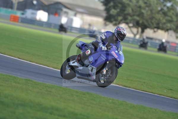 Motorcycle action photographs;Trackday digital images;event digital images;eventdigitalimages;no limits trackday;peter wileman photography;snetterton;snetterton circuit norfolk;snetterton photographs;trackday;trackday photos