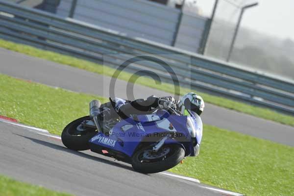 Motorcycle action photographs;Trackday digital images;event digital images;eventdigitalimages;no limits trackday;peter wileman photography;snetterton;snetterton circuit norfolk;snetterton photographs;trackday;trackday photos