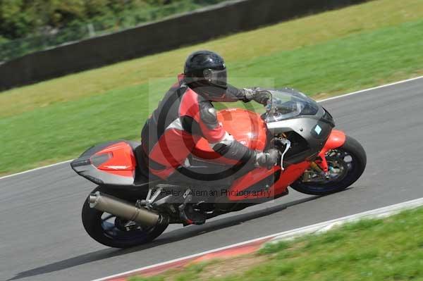 Motorcycle action photographs;Trackday digital images;event digital images;eventdigitalimages;no limits trackday;peter wileman photography;snetterton;snetterton circuit norfolk;snetterton photographs;trackday;trackday photos