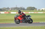 Motorcycle-action-photographs;Trackday-digital-images;event-digital-images;eventdigitalimages;no-limits-trackday;peter-wileman-photography;snetterton;snetterton-circuit-norfolk;snetterton-photographs;trackday;trackday-photos