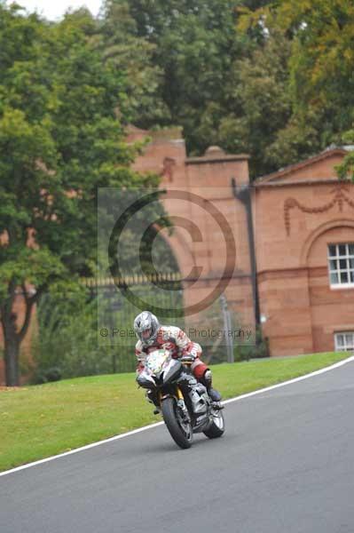 Motorcycle action photographs;Trackday digital images;event digital images;eventdigitalimages;no limits trackday;oulton park;oulton park circuit cheshire;oulton park photographs;peter wileman photography;trackday;trackday photos