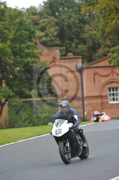 Motorcycle action photographs;Trackday digital images;event digital images;eventdigitalimages;no limits trackday;oulton park;oulton park circuit cheshire;oulton park photographs;peter wileman photography;trackday;trackday photos