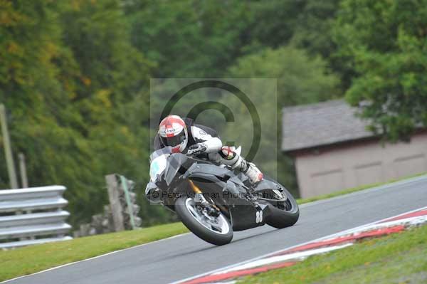 Motorcycle action photographs;Trackday digital images;event digital images;eventdigitalimages;no limits trackday;oulton park;oulton park circuit cheshire;oulton park photographs;peter wileman photography;trackday;trackday photos