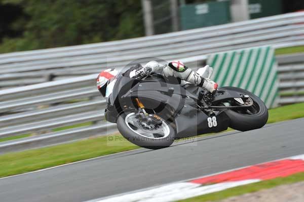 Motorcycle action photographs;Trackday digital images;event digital images;eventdigitalimages;no limits trackday;oulton park;oulton park circuit cheshire;oulton park photographs;peter wileman photography;trackday;trackday photos